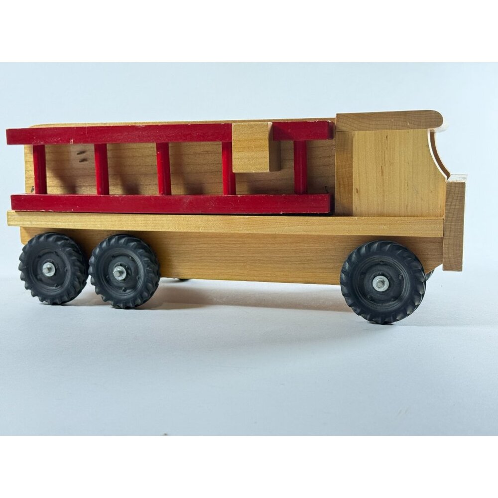 Crusader Toys Wooden Fire Truck With Red Ladders Classic Design Vintage Damaged